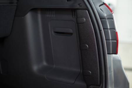 Накладки на боковые стойки багажника Renault Duster NRD024902