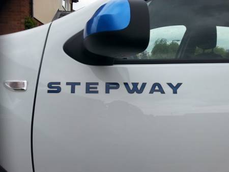 Наклейка на дверь R Stepway 14- Renault 990464194